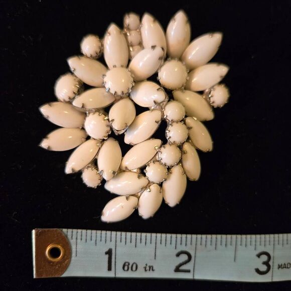 Vintage Mikglass Bead Brooch Pin 1960s - Picture 5 of 7